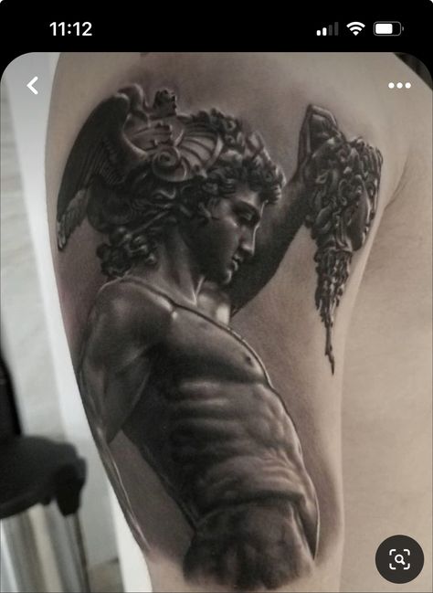 Medusa Vs Perseus, Perseus And Medusa Tattoo, Perseus Tattoo Design, Perseus Tattoo, Chan Tattoo, Medusa Tattoo Stencil, Perseus Medusa, Perseus And Medusa, Greek Tattoo