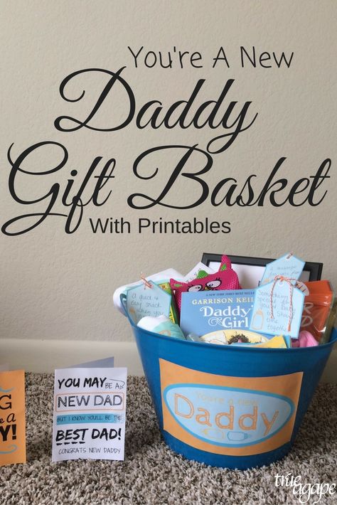 These New Daddy Gift Basket Printables will make it easy and quick to make a unique gift for the daddy to be. The printables allow you to create a personalized and meaningful gift for him. Dad Gifts Basket, Bday Gifts For Him, Thoughtful Gifts For Him, Romantic Gifts For Him, Shower Bebe, Baby Gift Basket, Gifts For New Dads, Gifts For New Parents