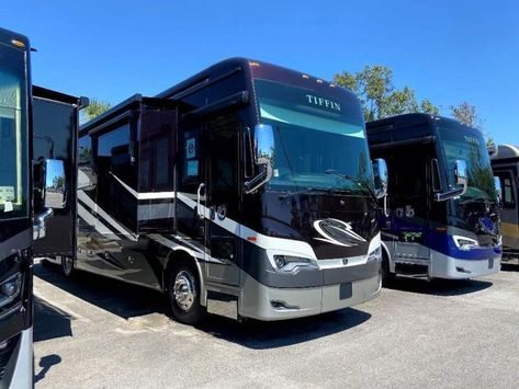 Lottery Dreams, Luxury Fifth Wheel, Tiffin Motorhomes, Class A Rv, Buses For Sale, Luxury Bus, Rv Trader, Flat Panel Tv, Used Rvs