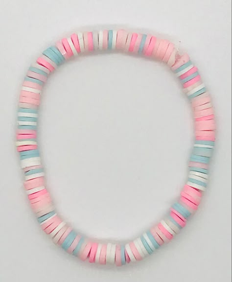 $5 Pretty Clay Bead Bracelet Ideas, Preppy Clay Bead Bracelets, Preppy Bracelet Ideas, Clay Beads Ideas, Clay Bracelet Ideas, Beaded Friendship Bracelets, Clay Beads Bracelet, Clay Bead Ideas, Make Clay Beads