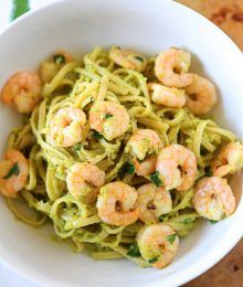 Shrimp Avocado Pasta, Avocado Recipes Pasta, Pasta With Shrimp, Sauce Spaghetti, Avocado Pasta, Shrimp Avocado, Avocado Sauce, Shrimp Pasta, Avocado Recipes