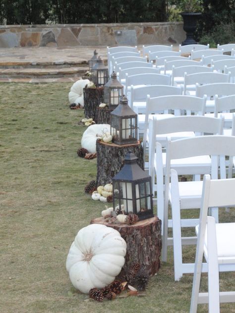 Outdoor Wedding Lanterns, Fall Wedding Mums, Isle Decor, Backyard Wedding Decorations, Mums Wedding, Rustic Wedding Seating, Wedding Isles, Chelsea Wedding, Pumpkin Wedding