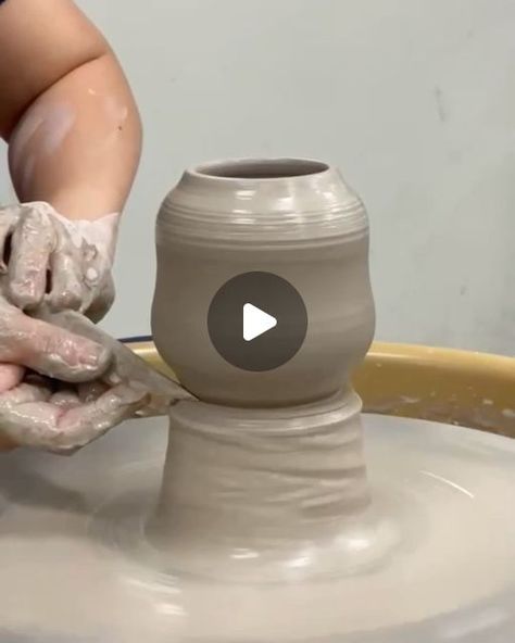 Yu-Ying Huang on Instagram: "Throwing a curvy lidded jar. Watch til the end to see what it looks like after firing.   #potteryvideos #wheelthrowing #wheelthrownpottery #liddedjar #studiopottery #ceramicart #ceramics #pottery #yuyinghuang #pottersofinstagram #黃玉英陶藝" Pottery On The Wheel, Throwing Inspiration, Lidded Jars Pottery, Throwing Pottery, Clay Jar, Wheel Throwing, Pottery Videos, Wheel Thrown Pottery, Ceramics Pottery