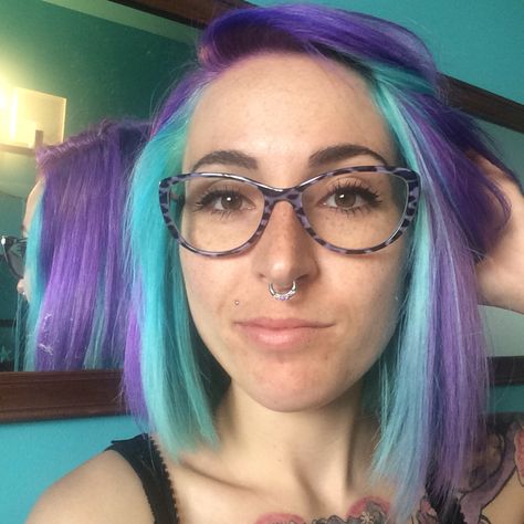 Aquamarine And Purple Hair, Mint Green And Purple Hair, Purple And Mint Hair, Purple Turquoise Hair, Turquoise And Purple Hair, Teal And Purple Hair, Purple Peekaboo Hair, Short Purple Hair, Hair Dye Videos