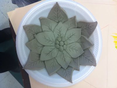 Art Room 104: Ceramic Poinsettia Bowls-4th Grade Ceramic Poinsettia, Ceramic Poppy, Pottery Projects, Ceramic Box, 4th Grade Art, Clay Studio, Christmas Clay, Clay Bowl, Slab Pottery