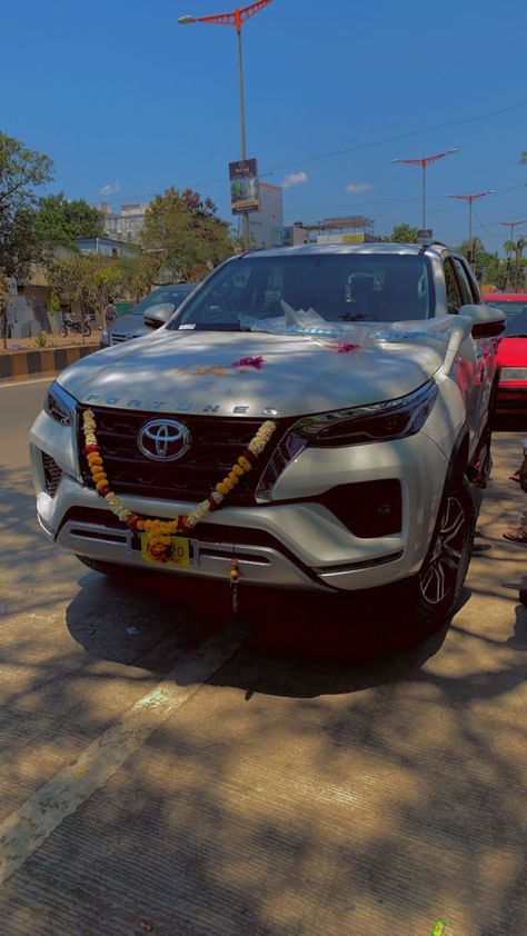 Fortuner Delivery Snap, New Car Buying Pic, Fortuner Car Images, Fortuner Car Delivery, New Fortuner Car Snapchat Story, Fortuner Legender Snapchat, Mahindra Showroom Snap, New Thar Car Snap, New Fortuner Car Delivery Snap