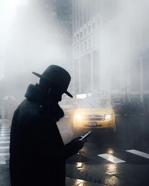 Faceless. Detective Aesthetic, Image Nature, Neo Noir, Cinematic Photography, I ❤ Ny, New York Street, Urban Photography, Magazine Photography, Photography Inspo