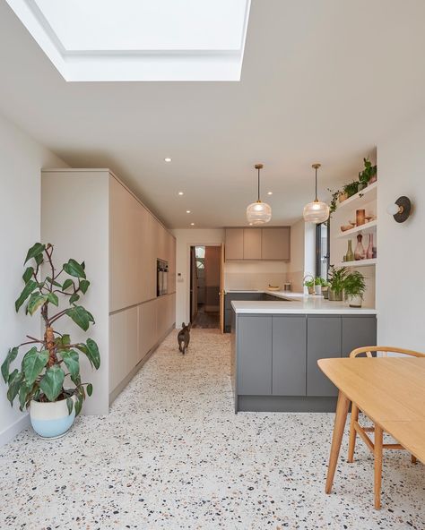 Kitchen • Instagram Terrazo Kitchen Floor, Terrazzo Tile Kitchen, Terrazzo Flooring Kitchen, Terrazzo Kitchen Floor, Kitchen Terrazzo, Terrazzo Kitchen, Kitchens Uk, Cashmere Kitchen, Fitted Kitchens