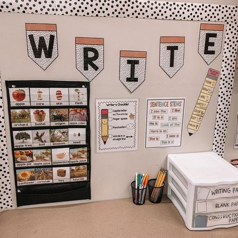 Reading Center In Classroom, Classroom Stations Setup, Writing Center Set Up Kindergarten, Centers Classroom Setup, Kindergarten Classroom Setup Centers, Writing Center For Preschool, Preschool Writing Center Set Up Ideas, Kindergarten Center Ideas Work Stations, Writing Station First Grade