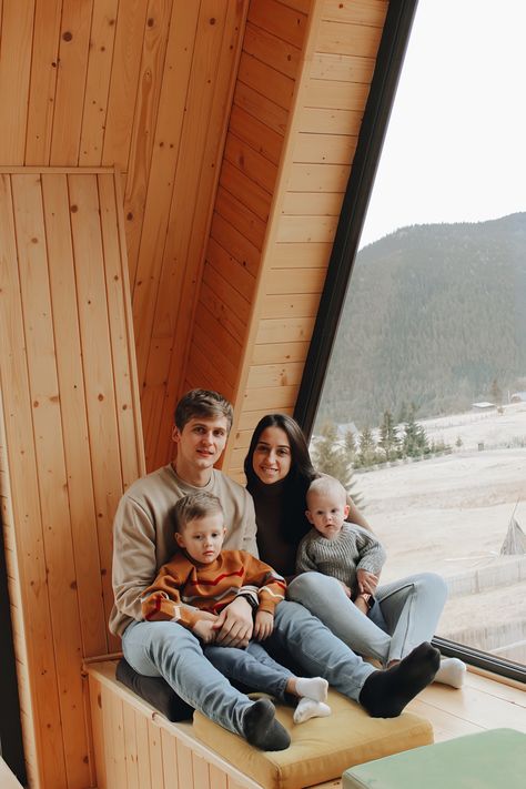 Family Cabin Photoshoot, Cabin Photoshoot, Family Cabin, Family Portrait, Family Portraits, Cabin