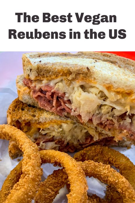 Vegan Reuben, American Sandwich, Salt Free Recipes, Vegan Catering, Vegan Sandwich Recipes, Russian Dressing, Road Trip Food, Vegan Guide, Tofu Dishes