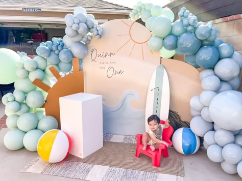 Surfs Up Balloon Garland, Surf First Birthday Pictures, Surf Balloon Arch, Beach Birthday Backdrop, Surf Balloon Garland, Ocean Birthday Photoshoot, The Big One Backdrop, Surf Backdrop, Surf First Birthday Party Boy