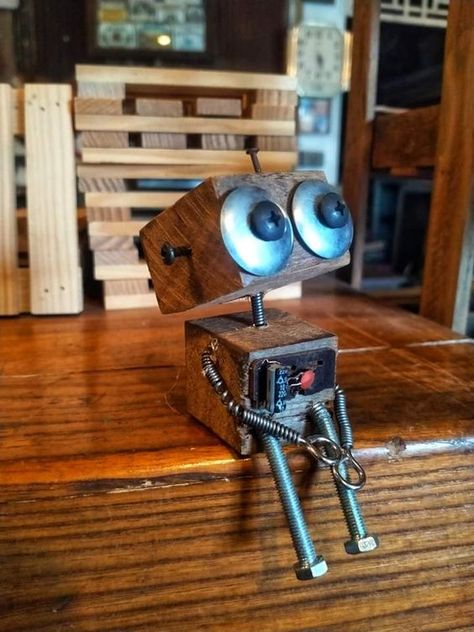 Industrial Lamp Design, Steampunk Mixed Media Art, Robot Craft, Recycled Robot, Metal Robot, Robot Sculpture, Recycled Art Projects, Diy Robot, Woodworking For Kids