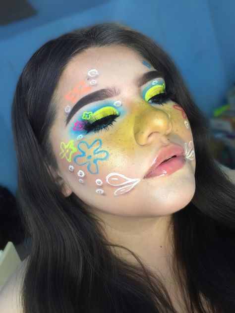 Spongebob Themed Makeup, Sponge Bob Makeup, Spongebob Eye Makeup, Spongebob Makeup Ideas, Spongebob Inspired Makeup, Spongebob Makeup Look, Patrick Star Makeup, Spongebob Rave, Spongebob Makeup