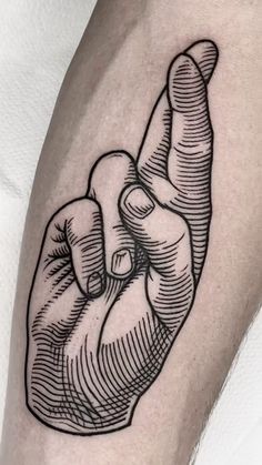 Etching Style Tattoo Design, Woodcut Hand Tattoo, Engraved Tattoo Designs, Wood Carving Tattoo, Wood Etching Tattoo, Wood Block Tattoo, Crosshatch Tattoo, Engraving Art Drawing, Engraving Tattoo Design