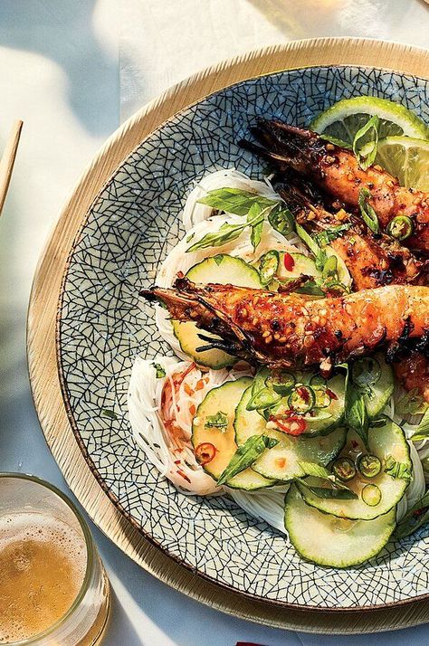 Slowly grilling head-on shrimp while basting with a garlic- and chile-infused nuoc cham yields tender, juicy shrimp in this recipe from Hong Tran, of the restaurant Hai San Ba Cuong in Da Nang, Vietnam.#seafood #seafoodrecipes #seafooddishes #recipes Head On Shrimp Recipes, Head On Shrimp, Vietnamese Vermicelli, Cottage Cooking, Seaweed Recipes, Rice Noodles Recipe, Glazed Shrimp, Chicken Barley Soup, Rice Noodle Recipes