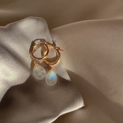 @katyfayejewelry on Instagram: “The Avery Rainbow Moonstone Earrings are one of our favorites and have become a best seller with their versatility and ethereal…” Silk Bag, Gold Bond, Color Play, Moonstone Earrings, Moonstone Necklace, Opal Earrings, Single Earring, Sterling Silver Hoops, Moon Stone