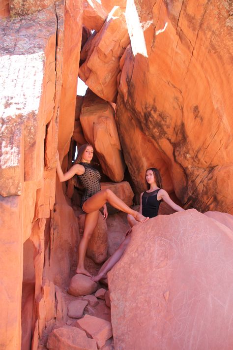 Red Rocks Photoshoot, Red Rock Photoshoot, Rocks Photoshoot, Canyon Photoshoot, Tulle Photoshoot, Rock Photoshoot, Providence Canyon, Bsf Pics, Desert Photoshoot