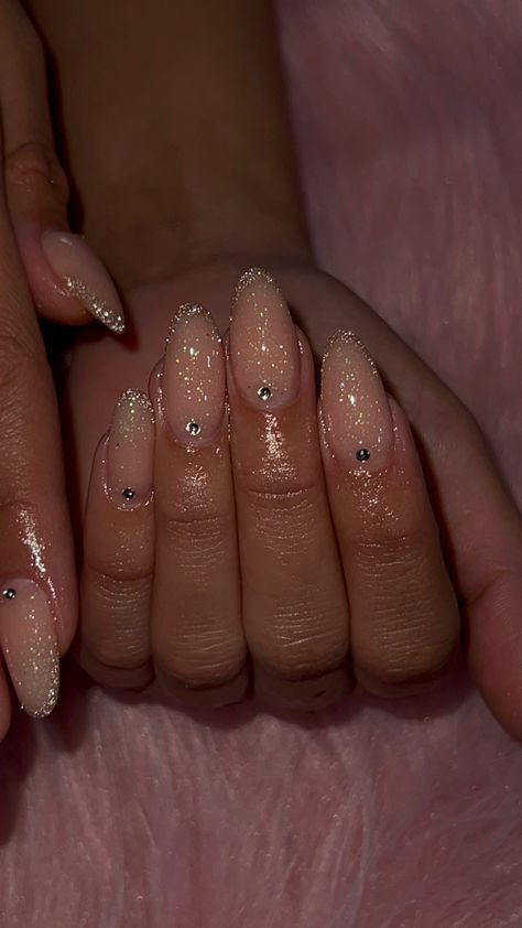 Almond Glitter French Tip Nails, Nails For Prom Blue Dress, 17 Birthday Nails, Elegant Prom Nails, Nail Inspo Glitter, Prom Nails Ideas, Sparkly French Tip Nails, Nails Inspiration Glitter, Silver Sparkly Nails