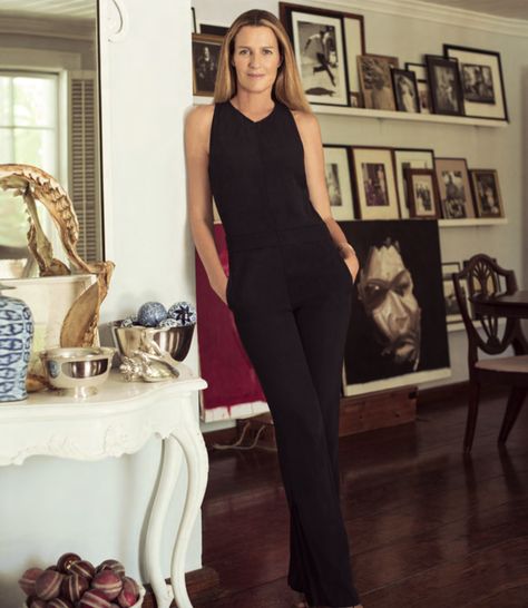 Bahama Mama: India Hicks Combines Island Living with a  Storied British History - More info:  http://www.IndiaHicks.com/rep/RTanos India Hicks Island Style, India Hicks Island Living, Caribbean Cottage, India Hicks Style, Belgian Design, Aerin Lauder, India Hicks, Bahama Mama, British Colonial Style