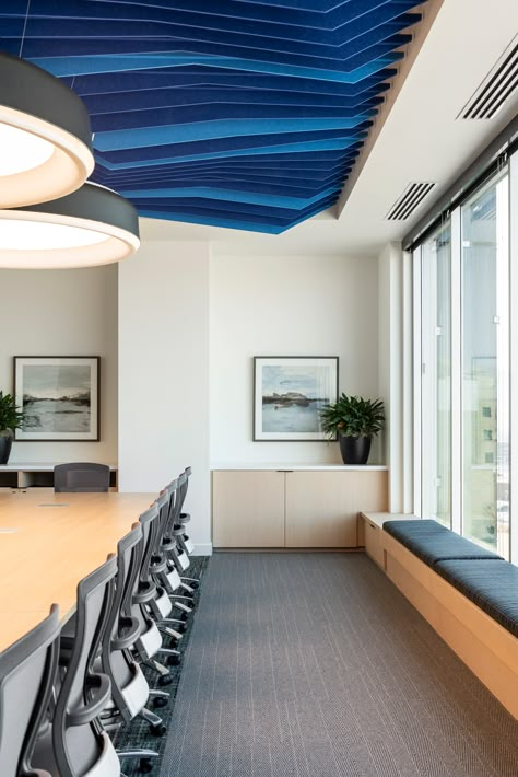 Conference Room Design, Acoustic Ceiling, Corporate Interior Design, Open Ceiling, Modern Office Space, Modern Office Interiors, Office Space Design, Modern Office Design, Office Decorations