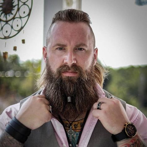 30 Mind-Blowing Viking Beard Styles for Men [January. 2024 ] Viking Beard Braid, Mens Viking Beard Styles, Bearded Viking Men, Hair Styles With Beads, Viking Beards, Short Comb Over, Skin Inspiration, Long Mohawk, Viking Beard Beads