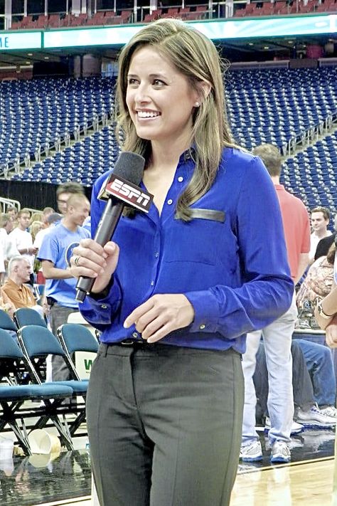 Kaylee Hartung, News Reporter, Reference Pictures, Mary Kay, Anchors, Musical, Prom, Sports, Quick Saves