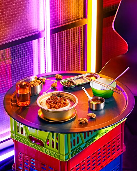 Asian Food Market, Street Food Photography, Potato Corner, Korean Bar, Food Styling Photography, Neon Food, Street Food Design, Styling Food Photography, Photography Food Styling