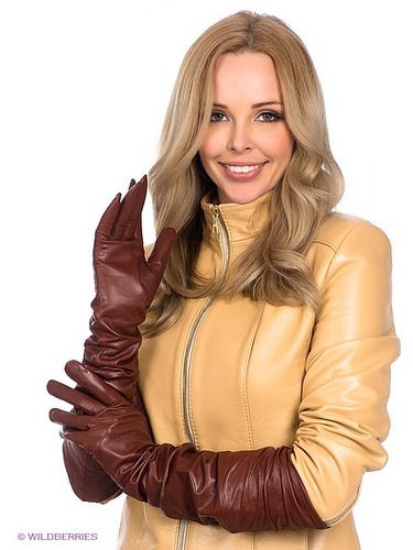 Leather Gloves Outfit, Earth Tones Fashion, Fancy Gloves, Gloves Outfit, Outfits With Gloves, Long Leather Gloves, Brown Leather Gloves, Elegant Gloves, Brown Gloves