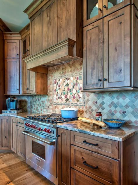 HGTV has inspirational pictures, ideas and expert tips on kitchen cabinet paint colors to help you choose the right hue for your cooking space. Industrial Decor Kitchen, Kitchen Base Cabinets, Rustic Kitchen Cabinets, Rustic Cabinets, Farmhouse Kitchen Cabinets, Rustic Kitchen Design, New Kitchen Cabinets, Kitchen Cabinet Colors, Kitchen Pictures