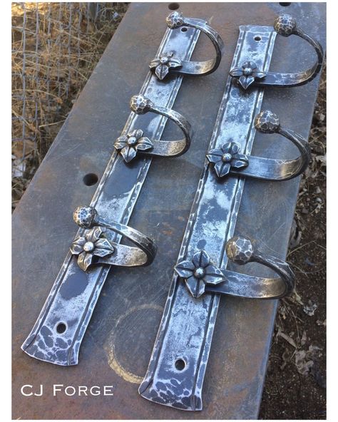 Forged Coat Rack, Wrought Iron Design, Metal Planter Boxes, Blacksmith Projects, Welding And Fabrication, Welding Art Projects, Metal Working Projects, Handcrafted Furniture, Forging Metal