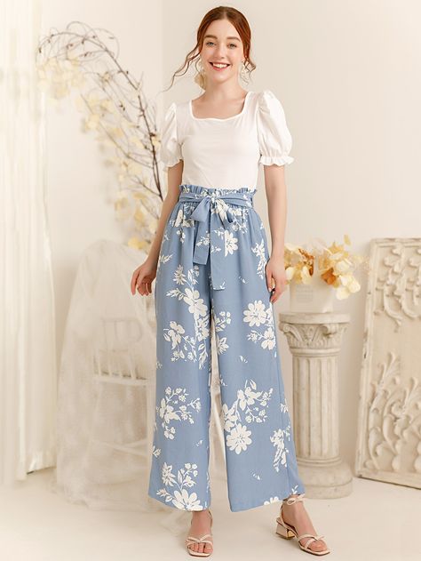 Romantic Pants Outfits, Garden Party Outfit Pants, Feminine Outfits With Pants, Garden Party Outfits For Women, Flower Pants Outfit, Business Casual Girls, Bridal Shower Attire, Bridgerton Party, Pant Outfits For Women