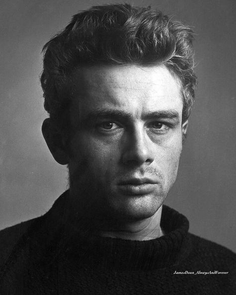 James Dean Portrait, James Dean Hair, Jim Stark, Male Movie Stars, James Dean Photos, Jimmy Dean, East Of Eden, Corte De Cabelo Masculino, James Dean