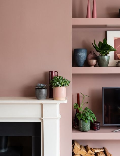 The Best Pink Paint for Interiors https://christopherscottcabinetry.com/the-best-pink-paint-for-interiors/ Dusky Pink Lounge, Happy Room Colors, Soft Pink Living Room Ideas, Sulkingroompink Farrow And Ball, Living Room Dusty Pink, Muted Pink Living Room, Pink Panelling Living Room, Rose Colored Walls, Dusty Pink Dining Room