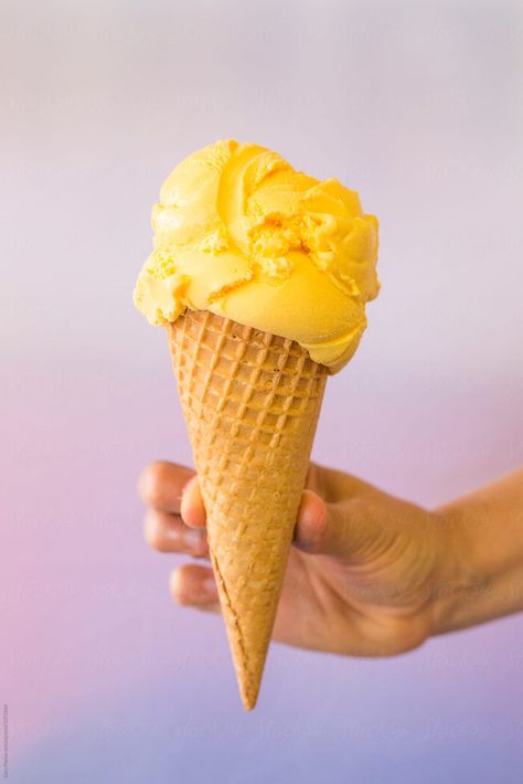 Ice Cream Photography, Yellow Foods, Kitchen Prints, Hand Holding, Food Drawing, Kids Prints, Ice Cream, Cream, Yellow