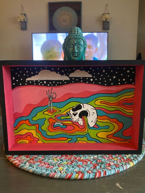 Trippy Painted Walls, Cute Rolling Tray Ideas, Trippy Box Painting Ideas, Trippy Painting Ideas Creative Simple, Diy Rolling Tray Ideas, Stash Box Painting Ideas, Rolling Tray Paint Ideas, Tray Painting Ideas, Trippy Wall Mural