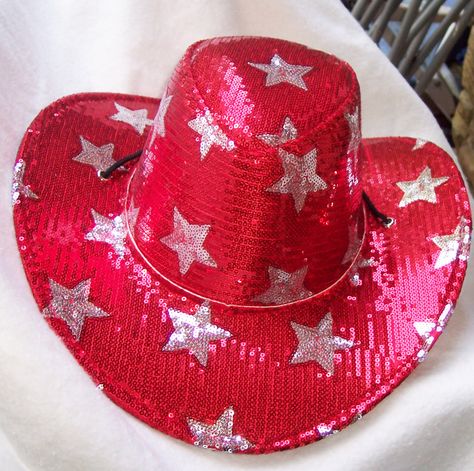 Hats With Veils, Pirate Costume Couple, Star Cowboy Hat, Mermaid Costume Women, Space Cowgirl Costume, Straw Cowboy Hats, Homemade Mermaid Costumes, Traje Cowgirl, Red Cowboy Hat