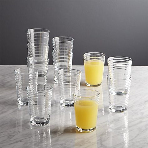 Modern Drinking Glasses, Fancy Kitchen, Juice Glass Set, Dinner Ware, Barrel Rings, Wheat Beer, Citrus Juice, Garage Apartment, Cool Glasses