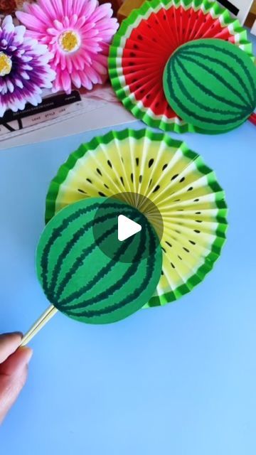 Handmade Crafts on Instagram: "😀 Get ready for summer with this easy DIY! Learn how to make a cute watermelon fan 🍉 It's simple and fun for everyone! #DIYsummer #craftsforkids #watermelonfan #summer #crafts #handmadefan #diy #schoolprojects #sunnydays" Watermelon Fan Craft, Watermelon Fan, Watermelon Crafts, Cute Watermelon, Get Ready For Summer, Summer Diy, Summer Crafts, Green Day, School Projects