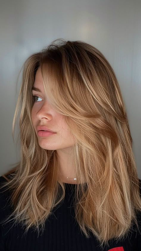 25 Messy-Chic Dirty Blonde Hair Color Ideas Blonde From Black Hair, Root Shadow Strawberry Blonde, Red Undertone Hair Blonde, Rooted Hair Color, Golden Brown Hair With Dark Roots, Golden Blonde With Dimension, Strawberry Blonde Brown Roots, Warm Dirty Blonde Hair Balayage, Blended Dark Roots Blonde Hair