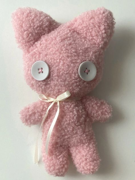 Plushies Diy, Cute Sewing Projects, Handmade Plushies, Sewing Stuffed Animals, Handmade Plush, Cute Stuffed Animals, Cute Crafts, Felt Crafts, I Love It