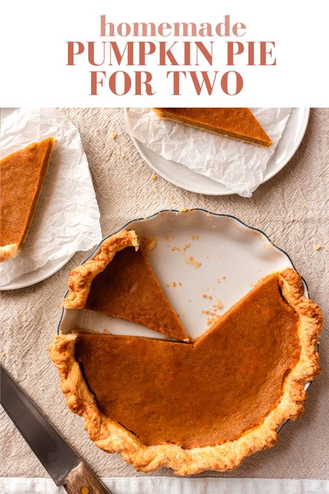 Make this homemade pumpkin pie for two for Thanksgiving! This 6 inch pumpkin pie recipe is perfect for small gatherings or a cozy romantic Thanksgiving dinner for two! Made from real pumpkin with canned option as well! | | pumpkin pie for 2 - pumpkin pie from scratch - pumpkin pie - small batch pumpkin pie - small batch thanksgiving recipes - small batch thanksgiving desserts - small pumpkin pie recipe - pumpkin pie for one - world cuisine - small batch pie recipes - 6 inch pie recipes Small Batch Pumpkin Pie, Quick Custard, Small Pumpkin Pie, Pumpkin Pie Crustless, Mini Pumpkin Pies Recipe, Fall Desserts Pumpkin, Pumpkin Pie From Scratch, Best Pumpkin Pie Recipe, Classic Pumpkin Pie