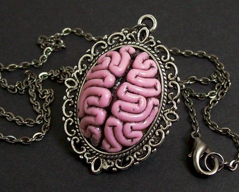 Brain Necklace, Polymer Crafts, Halloween Giveaway, Cameo Necklace, Cameo Brooch, Halloween Jewelry, Jewelry Inspo, Dream Jewelry, Polymer Clay Crafts