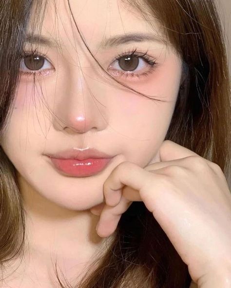 Korean Makeup Look, Korea Makeup, Douyin Makeup, Soft Makeup Looks, Doll Eye Makeup, Korean Eye Makeup, Ulzzang Makeup, Glossy Makeup, Ethereal Makeup