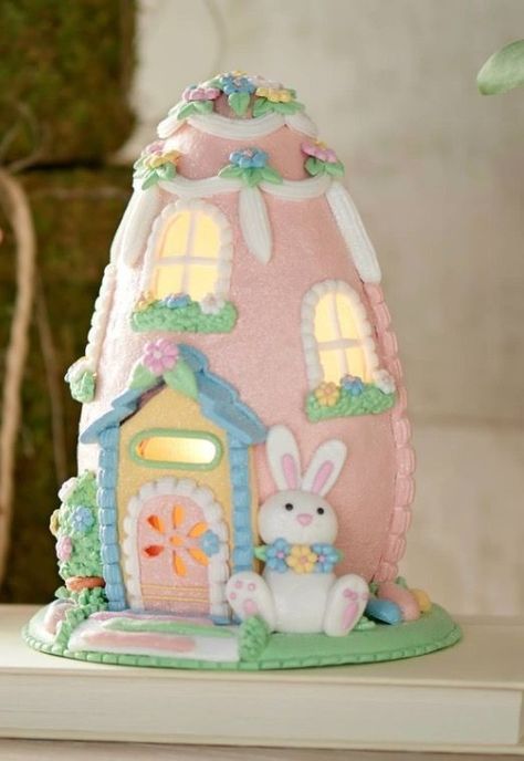 Pastel Easter Decor, Easter Clay Crafts, Easter Cake Stand, Easter Houses, Easter Gingerbread House, Kitchen Island Counter, Sugar Eggs For Easter, Easter Party Food, Island Counter