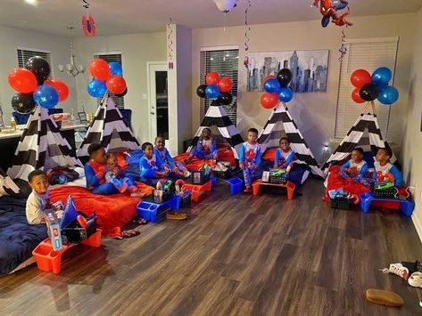 Spider Man Sleepover Ideas, Boys Birthday Sleepover Ideas, Spiderman Sleepover, Toddler Sleepover Ideas, Boy Sleepover Ideas, Sleepover Ideas For Boys, Easy Sleepover Ideas, Boys Sleepover Party Ideas, Boy Sleepover