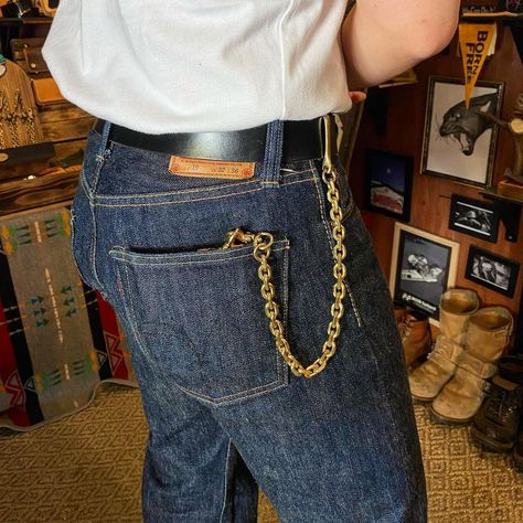 Wallet Chain Outfit Men, Chain Outfit Men, Wallet Chain Outfit, Chain Outfit, Chain Pants, Punch In The Face, Clothes Shopping, Red Wing, Raw Denim