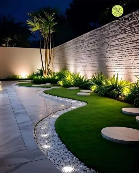 Front Yard Modern Landscaping, Apartment Landscape Design, Large Front Yard Landscaping Ideas, Modern Backyard Ideas, Villa Landscape Design, Outdoor Lights Ideas, House In The Suburbs, Gardening At Home, Solar Lamps