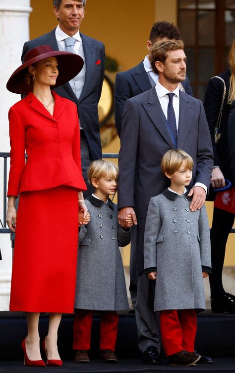 All The Princesses, Andrea Casiraghi, Beatrice Borromeo, Royal Portraits, Monaco Royal Family, Princess Caroline Of Monaco, Caroline Of Monaco, Princess Stephanie, Princess Alexandra