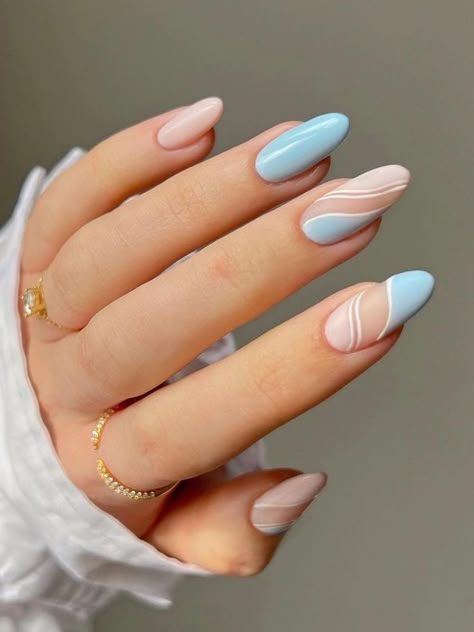 Light Blue & Baby Blue Nails Light Blue Nails, Baby Blue Nails, Blush Nails, Almond Acrylic Nails, Short Acrylic Nails Designs, Nail Nail, Classy Nails, Chic Nails, Short Acrylic Nails